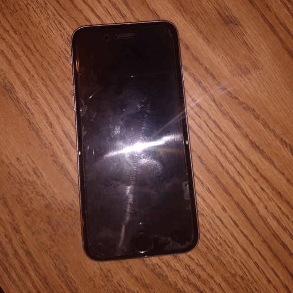 Apple iPhone 6s silver